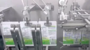 ماكينة تعبئة أكياس سحاب رول ستوك بمحرك سيرفو ذات فوهتين