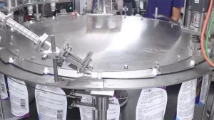 ماكينة تعبئة وتركيب أغطية أكياس الفوهات ZGY-3000