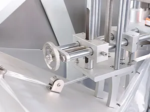 ماكينة تعبئة أكياس ستاند اب بسحاب HFFS ذات فوهة واحدة