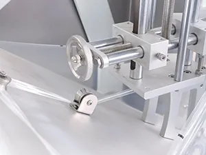 ماكينة تعبئة أكياس سحاب رول ستوك بمحرك سيرفو ذات فوهتين