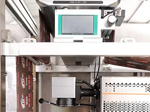 ماكينة تعبئة أكياس مسطحة HFFS ذات فوهتين