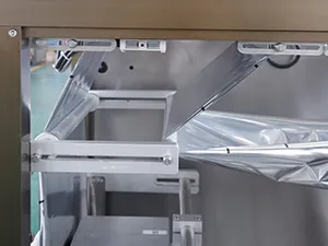 ماكينة تعبئة أكياس سحاب HFFS ذات فوهتين