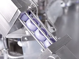 ماكينات تعبئة وتركيب أغطية أكياس الفوهات